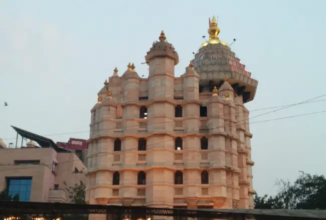 siddhivinayak temple world's richest temple india